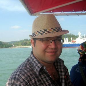 Meet your Posher, Amir